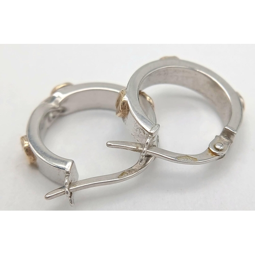 670 - A 9K TWO COLOUR GOLD SCRED DESIGN MINI HOOP EARRINGS 1.2G , 15MM X 15MM. Ref: SC 4009