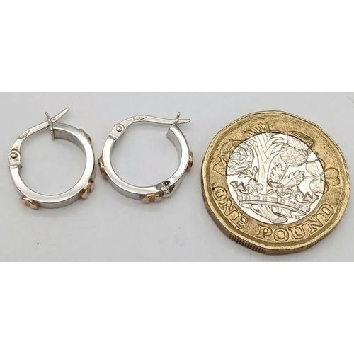 670 - A 9K TWO COLOUR GOLD SCRED DESIGN MINI HOOP EARRINGS 1.2G , 15MM X 15MM. Ref: SC 4009