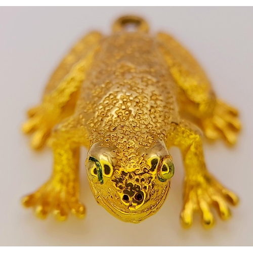 527 - A 9K Yellow Gold Frog Pendant/Charm. 2cm. 3.2g.