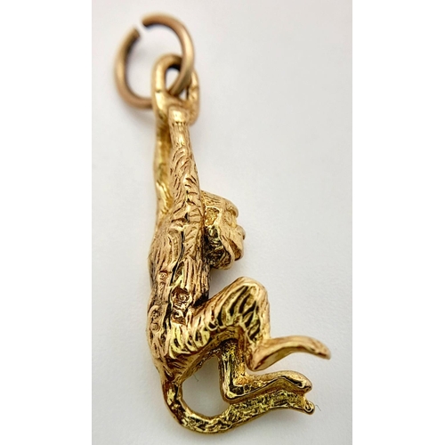 555 - A 9K Yellow Gold 'Monkey' Pendant/Charm. 25mm. 2.6g weight.