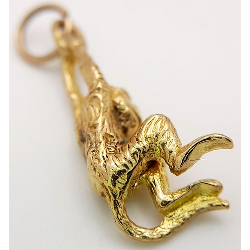 555 - A 9K Yellow Gold 'Monkey' Pendant/Charm. 25mm. 2.6g weight.