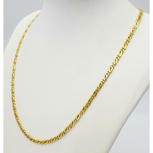 118 - An 18K Yellow Gold Flat Double-Curb Link Necklace. 44cm length. 19.35g weight.