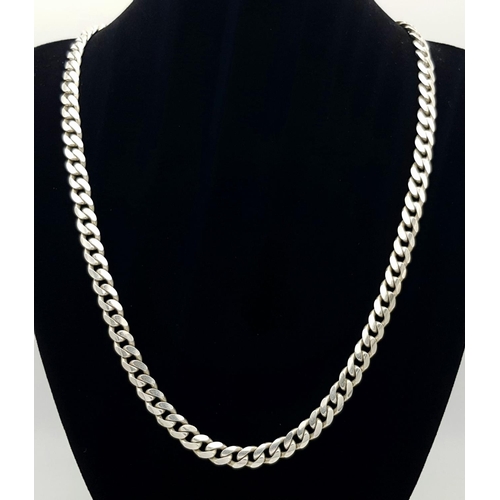 318 - A vintage Solid Silver 925 Curb Chain Necklace, 39.5 grams, 51cm. In good condition.