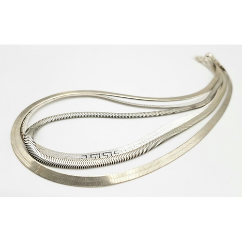 415 - Three Solid Silver 925 Flat Link Necklaces, Total weight: 33 grams, All 46.5cm. In excellent conditi... 