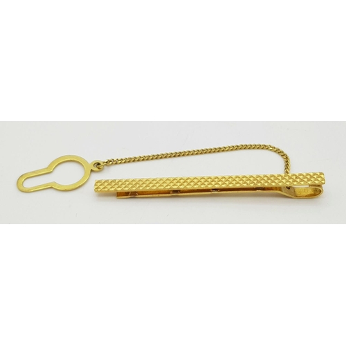 539 - Vintage ITALIAN 9 CARAT GOLD TIE CLIP. Complete with GOLD safety chain and button loop. Tie Clip x 5... 