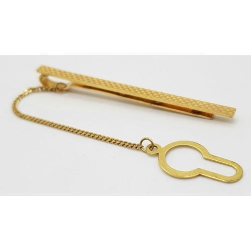 539 - Vintage ITALIAN 9 CARAT GOLD TIE CLIP. Complete with GOLD safety chain and button loop. Tie Clip x 5... 