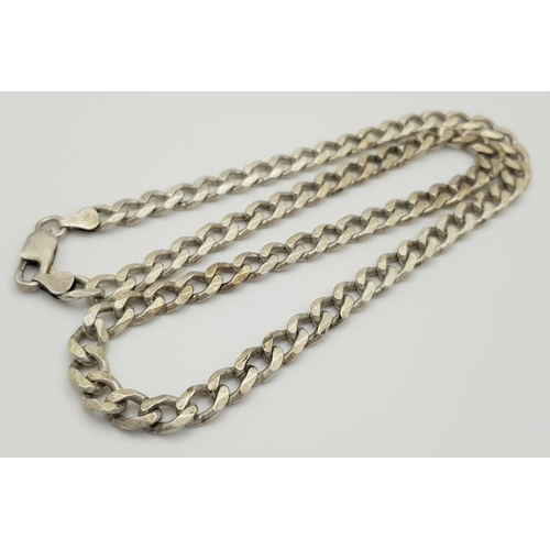 682 - A vintage Solid Silver 925 Curb Chain Necklace, 47.6 grams, 52.5cm. Signs of wear but in good condit... 