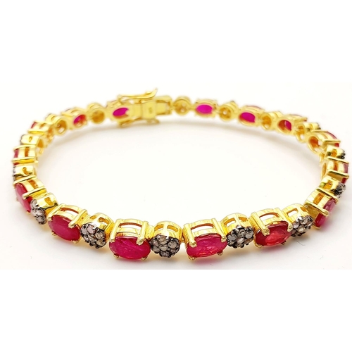 163 - An Oval Cut Ruby and Diamond Gemstone Tennis Bracelet. Set in 925 gilded Silver. Diamonds - approx 1... 