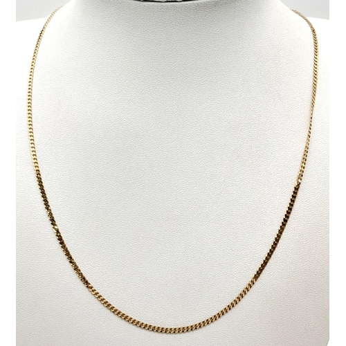 571 - A 9K Yellow Gold Petit Curb Link Necklace. 46cm. 3.1g.