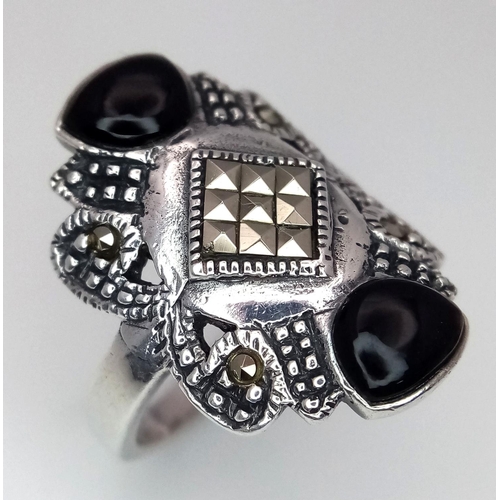 588 - Magnificent VINTAGE BLACK ONYX set SILVER MARCASITE RING. Complete with ring box. Size O 1/2 - P.