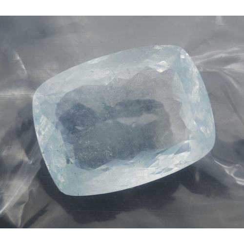 1442 - An Impressive 107.45ct Aquamarine Gemstone. AIG Milan Certified - Sealed.