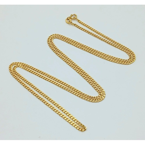 585 - A 9K Yellow Gold Petit Curb Link Necklace. 54cm. 3.87g