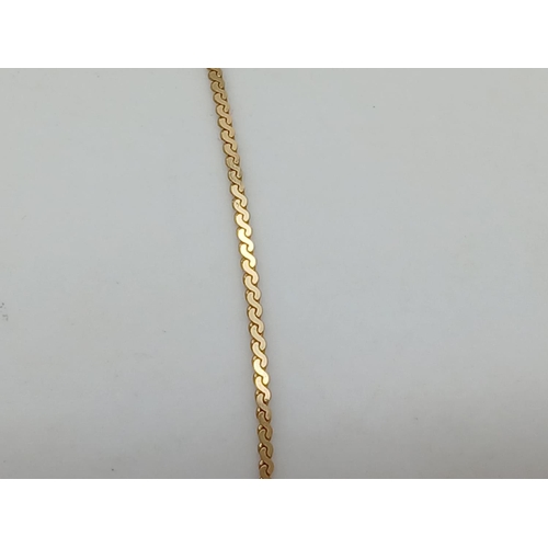 808 - An Italian 9K Gold Disappearing Bracelet. 20cm. 1g.