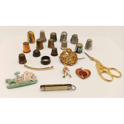 884 - A Collection of Vintage/Antique Thimbles and Other Objects of Interest.