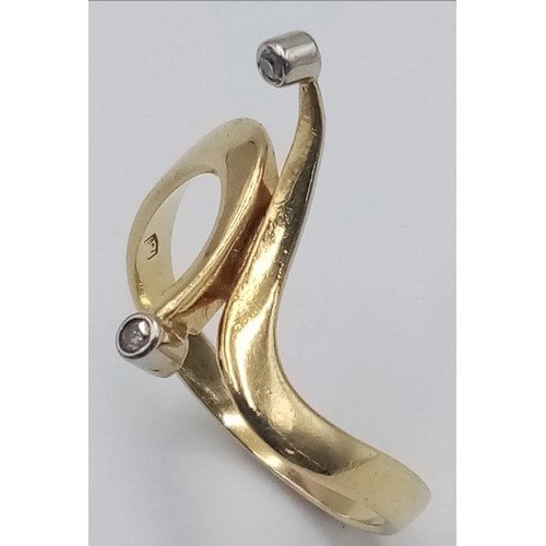 386 - An 18K Yellow Gold Diamond Abstract Ring. Size P 1/2. 3.05g total weight.