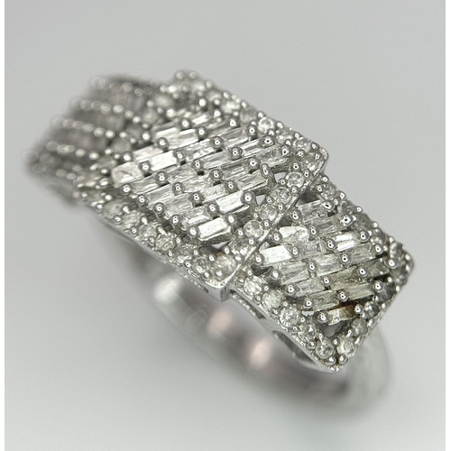 1466 - A 925 silver ring set with diamonds. Ring size O 1/2. Total weight: 3.4g.