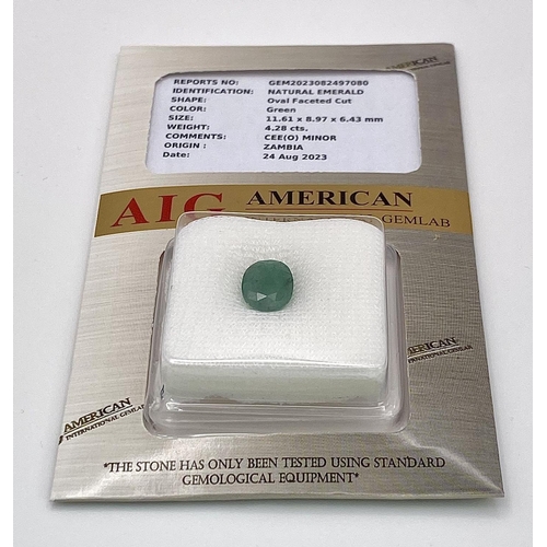 1521 - A 4.28ct Zambian Emerald - AIG Certified in a sealed container.