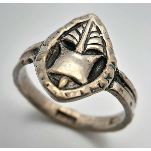 1369 - A Vintage, Hallmarked 1955/56, Silver Viking Ship Detailed Signet Ring Size Q. Crown Measures 1.6cm ... 