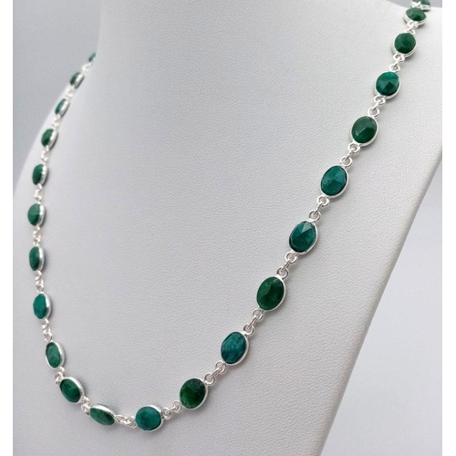 1363 - An Emerald Gemstone Chain Necklace set in 925 Silver. 56cm length. CD-1507