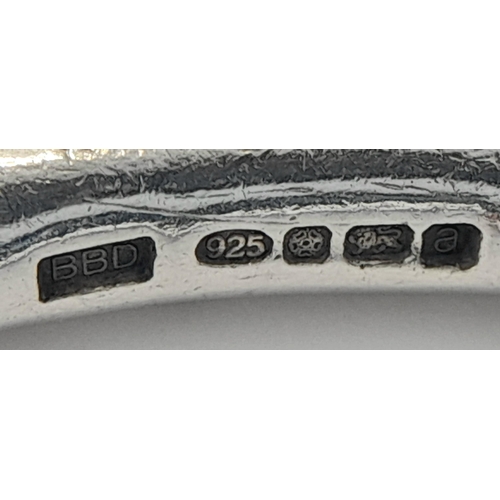 1463 - A STERLING SILVER TORQUE BANGLE. TOTAL WEIGHT APPROX. 31G. Ref: SC 4091