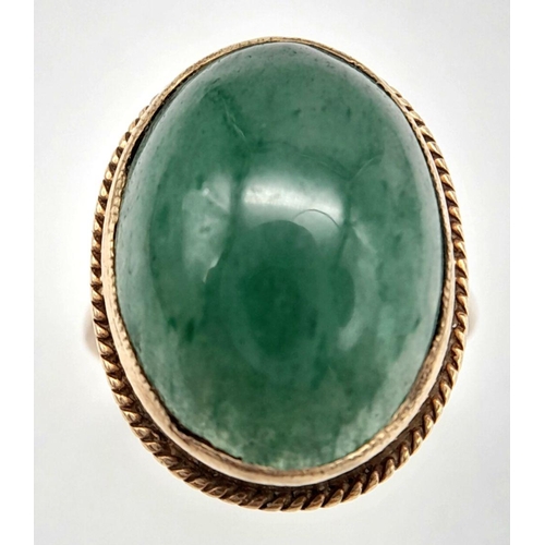 1508 - A 9k Yellow Gold Aventurine Cabochon Cut Ring, 6.1g total weight, 20x15mm aventurine, size Q.

ref: ... 