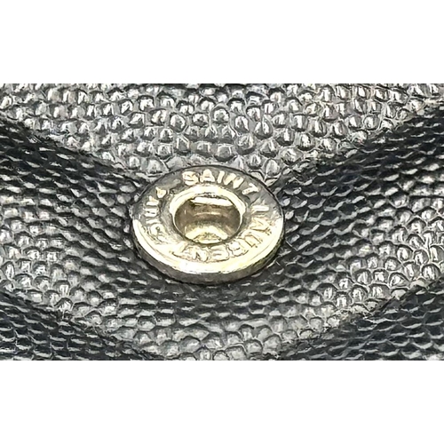 32 - YSL Crossbody Bag. In good condition but please see photos.