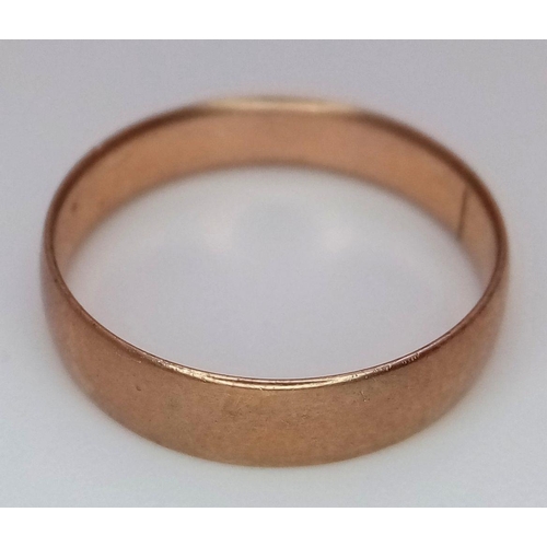 849 - A Vintage 9K Rose Gold Band Ring. 4mm width. Full UK hallmarks. Size L. 1.5g weight.