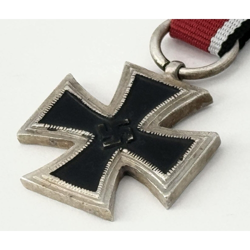 447 - A Miniature Second World War German Iron Cross 2nd Class.