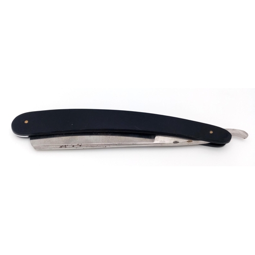 530 - A Waffen SS Patriotic Etched Blade Cut-throat Razor.