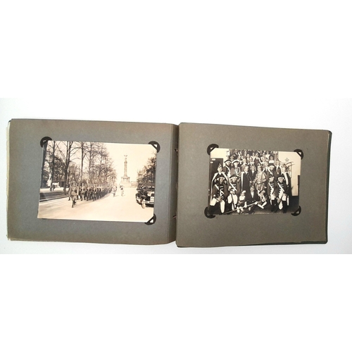 587 - A WW2 German Photo Album of a soldier in the 52nd Infantry.