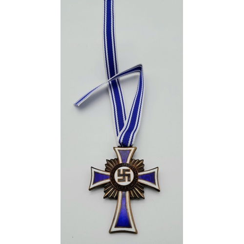 646 - 3rd Reich 2nd Pattern Mothers Cross. Given for producing 4 or 5 children into the Reich Replacement ... 