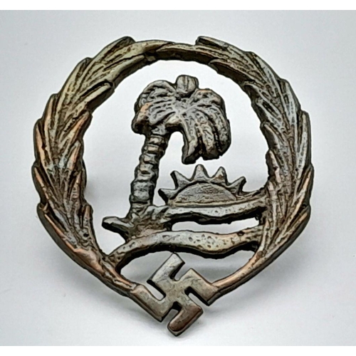 829 - A WW2 German Africa Corps Sonderverband Badge. A unit very similar to the British Long Range Desert ... 