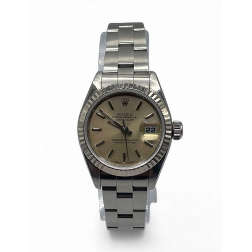 85 - Stainless Steel Rolex Datejust watch 26mm Silver Baton Dial on an Oyster Strap, 1996. Full working o... 