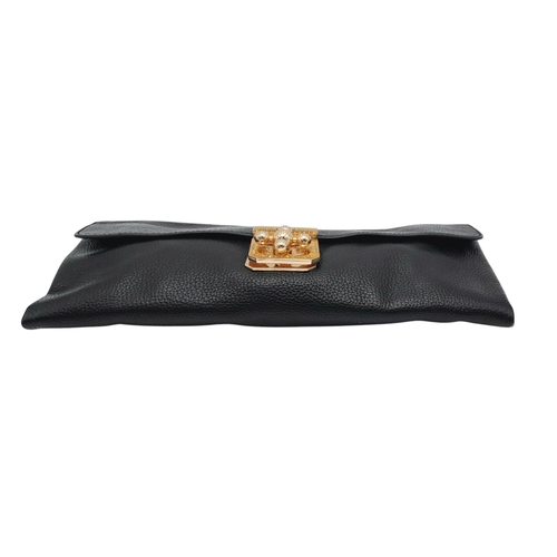 535 - A Chloe Black Leather Large Clutch Bag with Twist Clasp. Unfortunately the interior needs to be rest... 