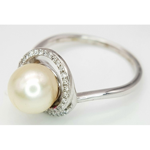 177 - A 14K WHITE GOLD DIAMOND & PEARL SWIRL RING 3.2G SIZE O. Ref: CHIN 5001