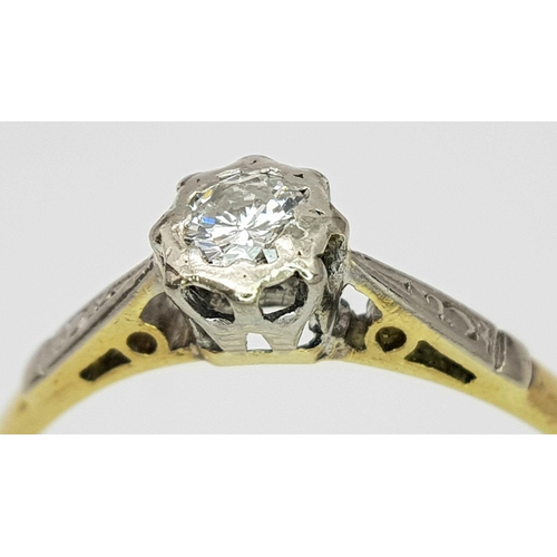 401 - AN 18K YELLOW GOLD & PLATINUM VINATGE DIAMOND RING 2.4G SIZE R 1/2. Ref: A/S 1166