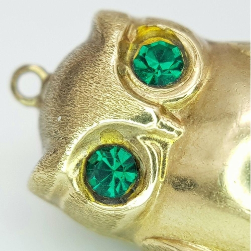 56 - Lovely 9 carat GOLD, OWL CHARM. Having sparkling Green Gemstone Eyes. Full UK hallmark. 1.56 grams. ... 