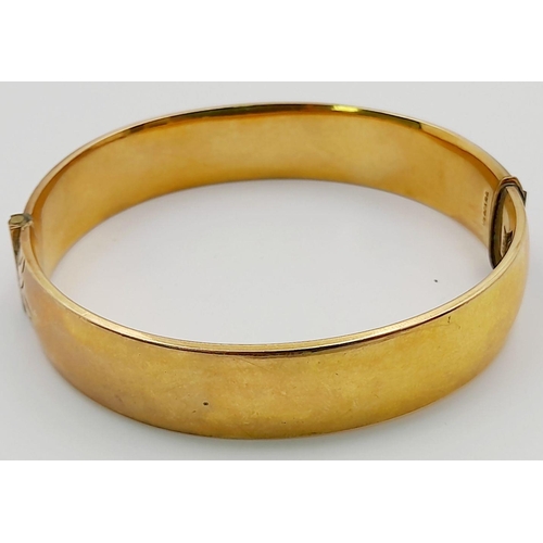 616 - Classic Vintage GOLD BANGLE. Beautifully decorated. Hinge in perfect working order. Inside bangle sh... 