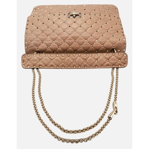 97 - A Valentino Rockstud Medium Chain Shoulder Bag. Nude pink leather exterior with gold-tone studded ac... 