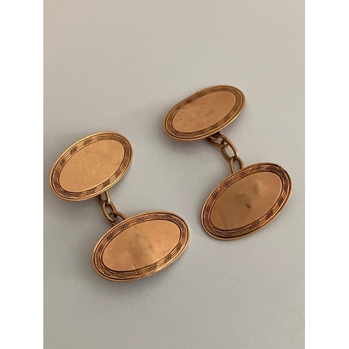 181 - Vintage pair of 9 carat ROSE GOLD CUFFLINKS. Chain linked with attractive chased pattern borders. Fu... 