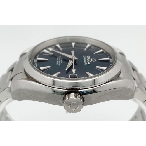 51 - An Omega Seamaster Aqua Terra Automatic Gents Watch. Stainless steel bracelet and case - 38.5mm. Blu... 