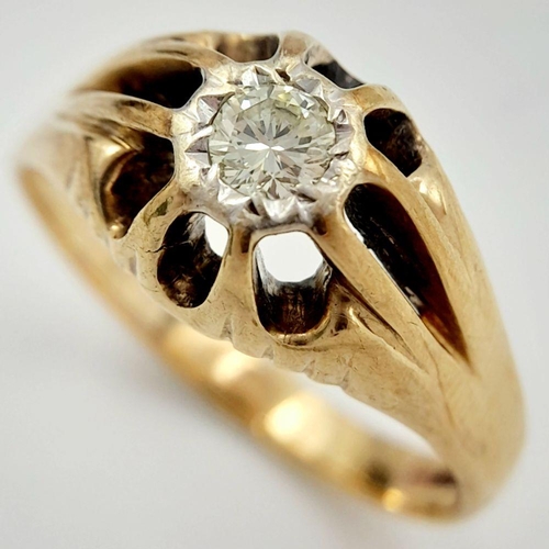 623 - Large vintage 9 carat GOLD and DIAMOND, GYPSY SOLITAIRE RING. Having a quality beautifully cut spark... 