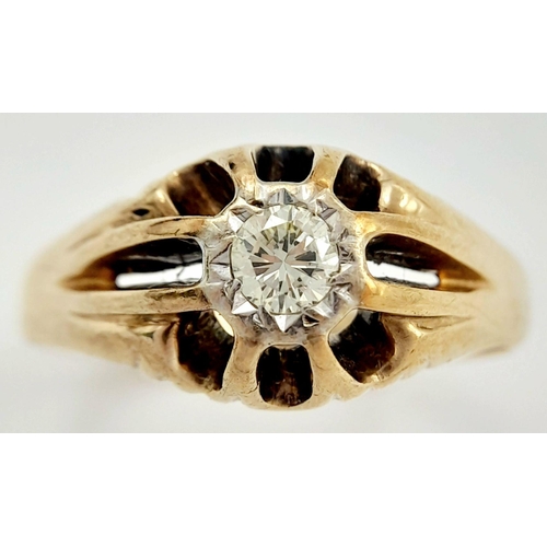 623 - Large vintage 9 carat GOLD and DIAMOND, GYPSY SOLITAIRE RING. Having a quality beautifully cut spark... 