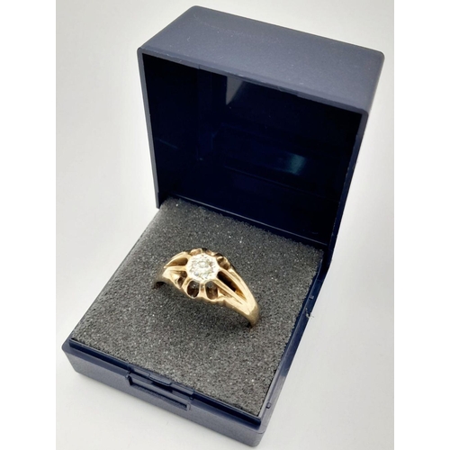 623 - Large vintage 9 carat GOLD and DIAMOND, GYPSY SOLITAIRE RING. Having a quality beautifully cut spark... 