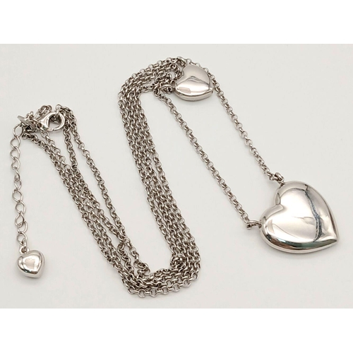 938 - A STERLING SILVER DOUBLE ROW HEART NECKLACE/COLLAR 13.7G. Ref: H 5008