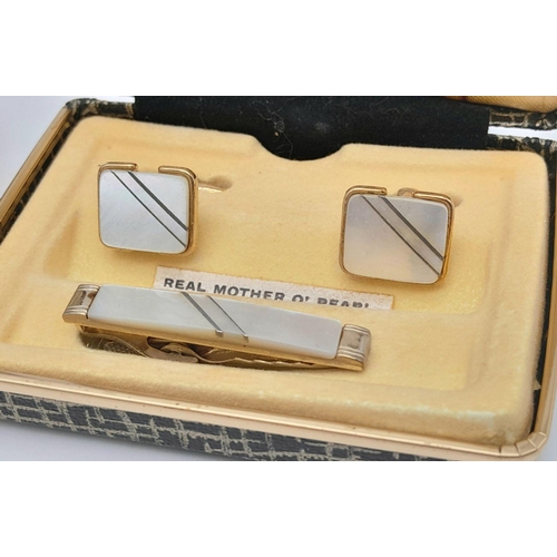 721 - 3 x vintage CUFFLINK and TIE CLIP CASED SETS. To include STRATTON Mother of Pearl, and H. SAMUEL Gol... 