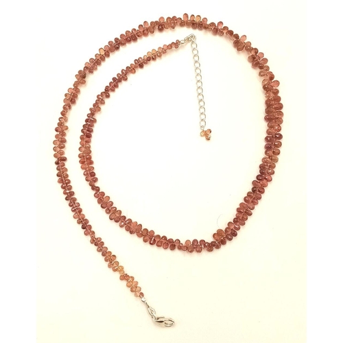 962 - A 925 silver necklace with 54ct untreated natural tourmaline gemstone beads and a silver clasp. Ref:... 