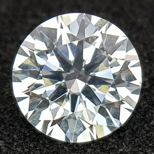 12 - A 0.70CT GIA CERTIFIED NATURAL ROUND BRILLIANT CUT DIAMOND, COLOUR  D INTERNALLY FLAWLESS VG EX VG N... 