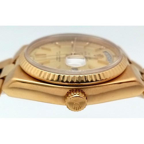 3 - An 18K Gold Rolex Oyster Quartz Day/Date Gents Watch. Model 19018 - Early 80s. Gold Bracelet and cas... 