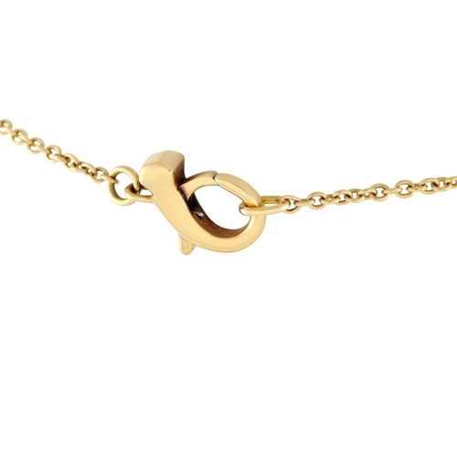 844 - A Gucci 18K Yellow Gold Necklace.  This statement-making accessory is crafted from 18K yellow gold a... 